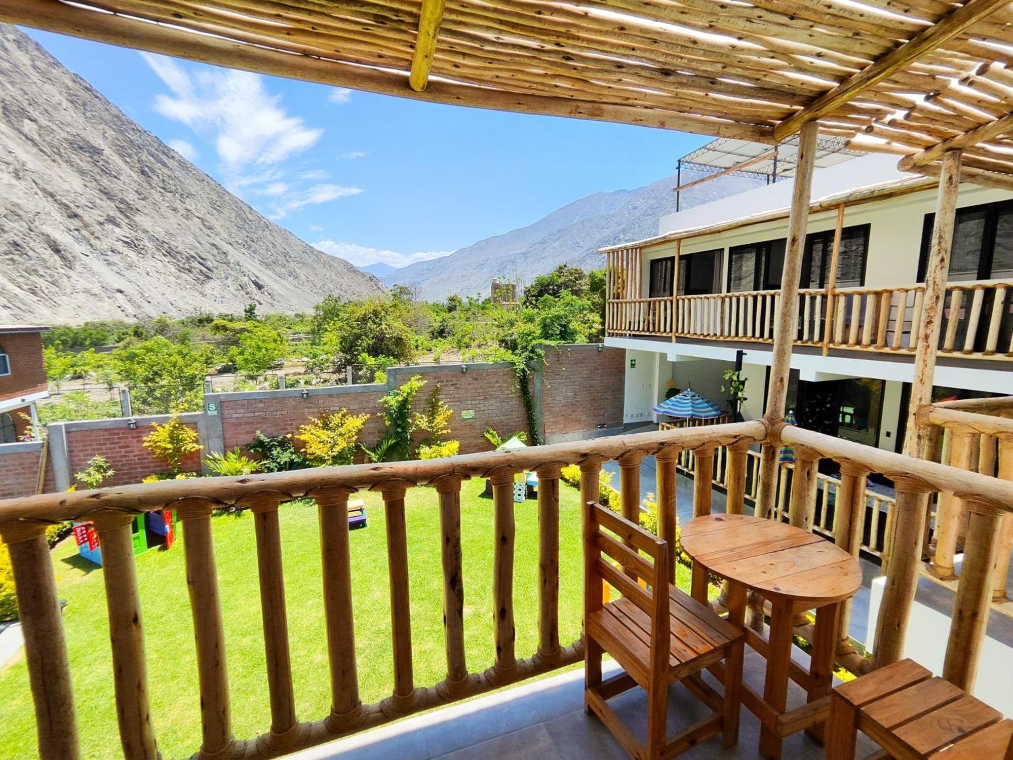 Jalara Lunahuana Hotel Екстер'єр фото